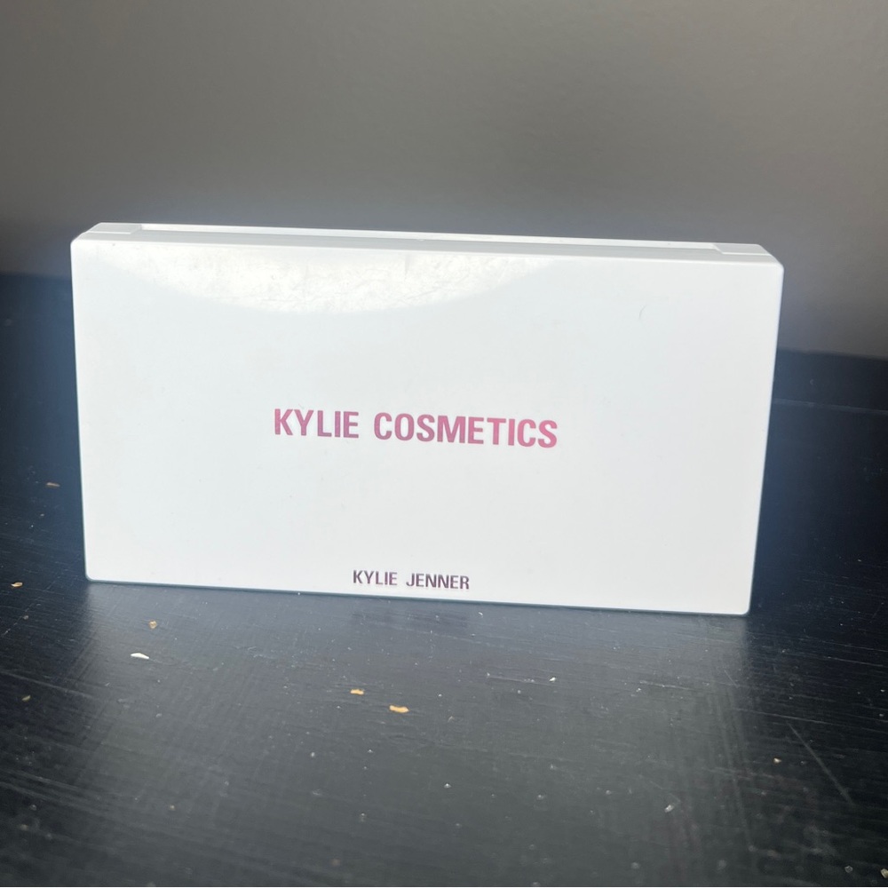 Kylie Cosmetics Pressed Powder Palette
